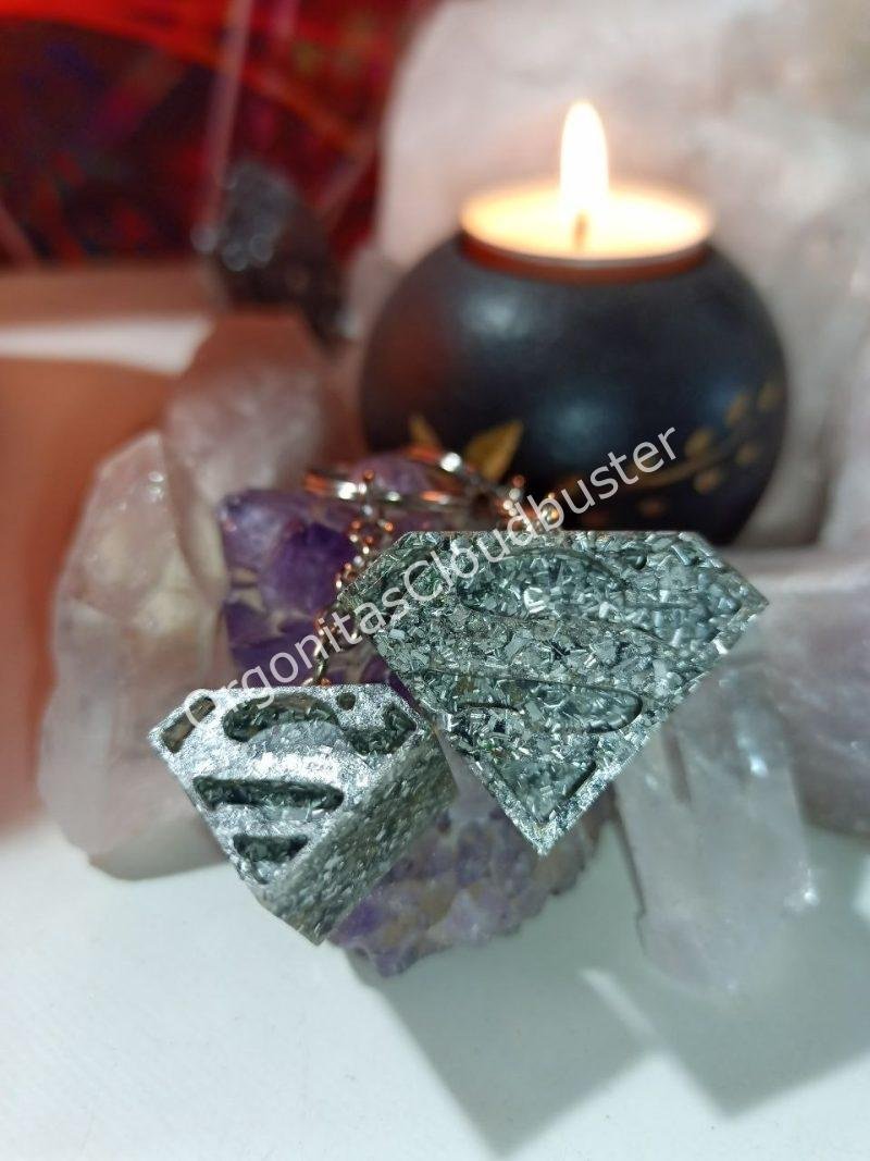 Orgonita / Electronite Llavero Superman 2 tamaños.