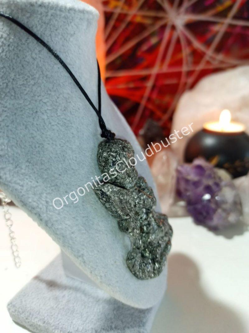 Orgonita / Electronite Colgante forma de Ángel - Imagen 5