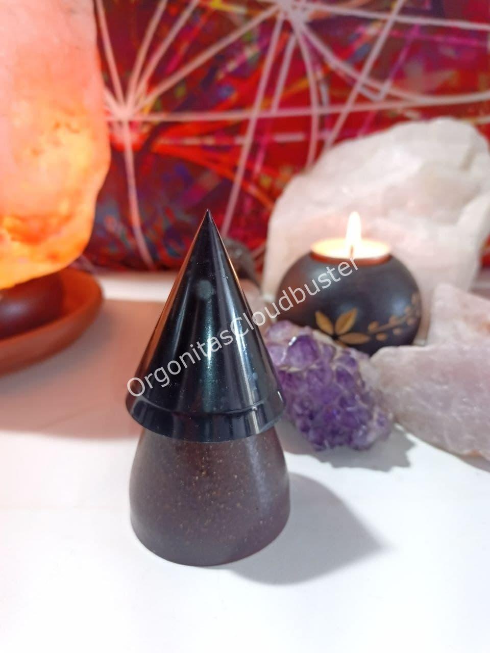 Orgonita VIRUTA DE HIERRO Pirámide Cono y punta de Magnetita - Imagen 4