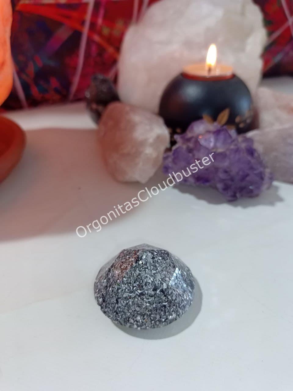 Orgonita / Electronite Pirámide formato diamante Grande - Imagen 2