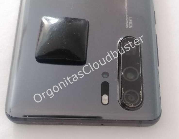 Protector para MÓVIL de Magnetita forma cuadrada o forma corazón