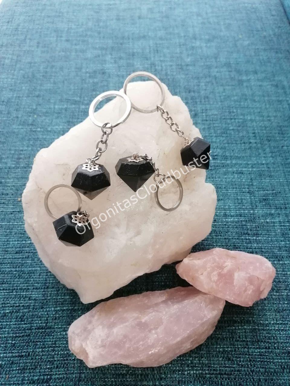 Orgonita LLAVERO DE MAGNETITA formato DIAMANTE - Imagen 2