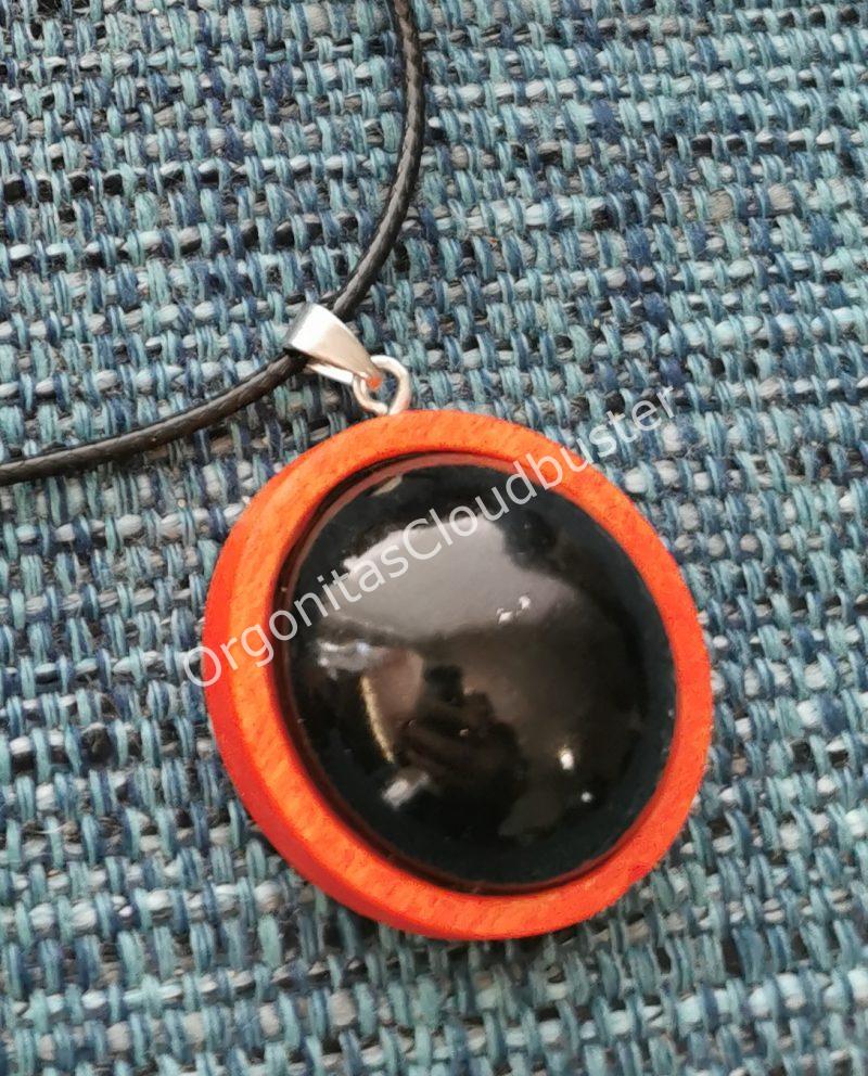 Colgante de Shungita y madera 2 colores - Imagen 3