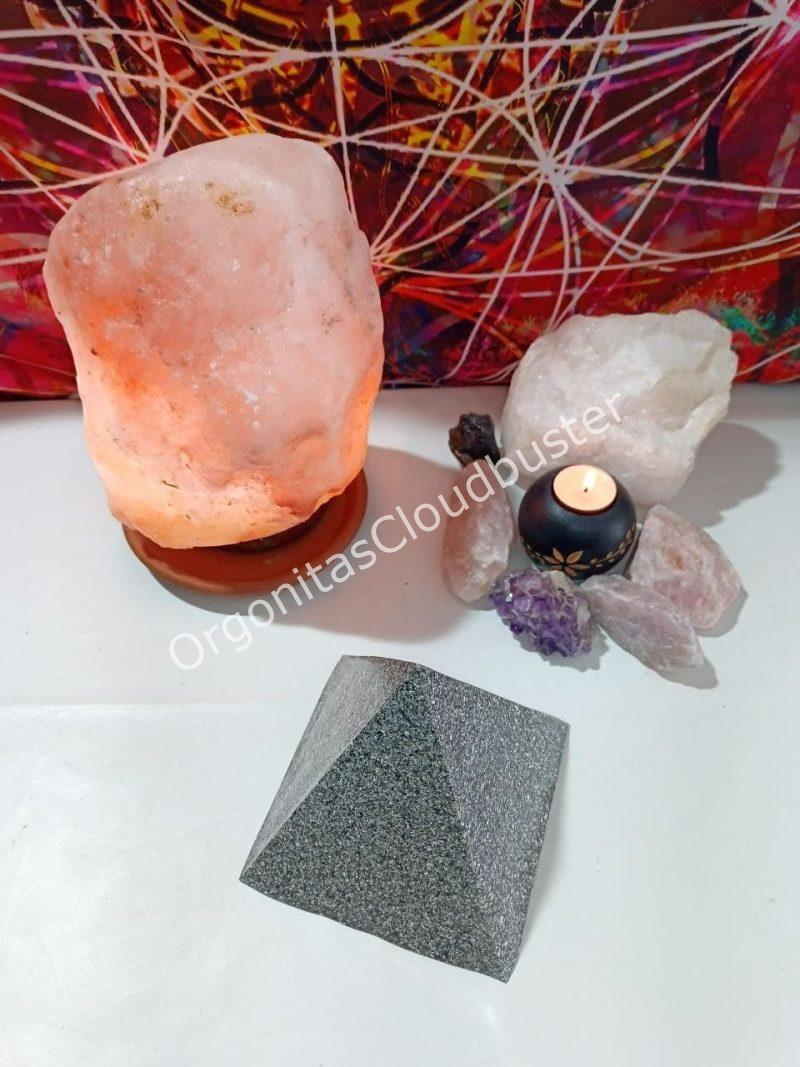 Orgonita / Electronite Formato Pirámide Maxi Grande 4 lados - Imagen 3