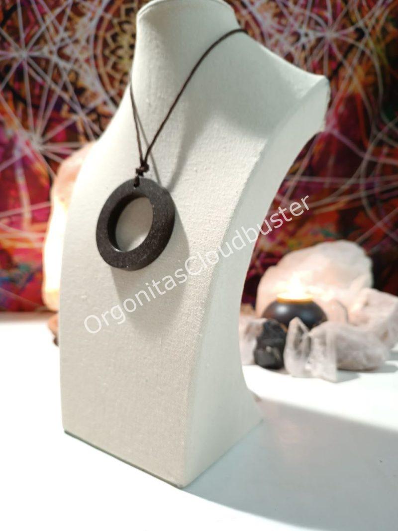 Orgonita VIRUTA PEQUEÑA DE HIERRO colgante Aro Grande - Imagen 3