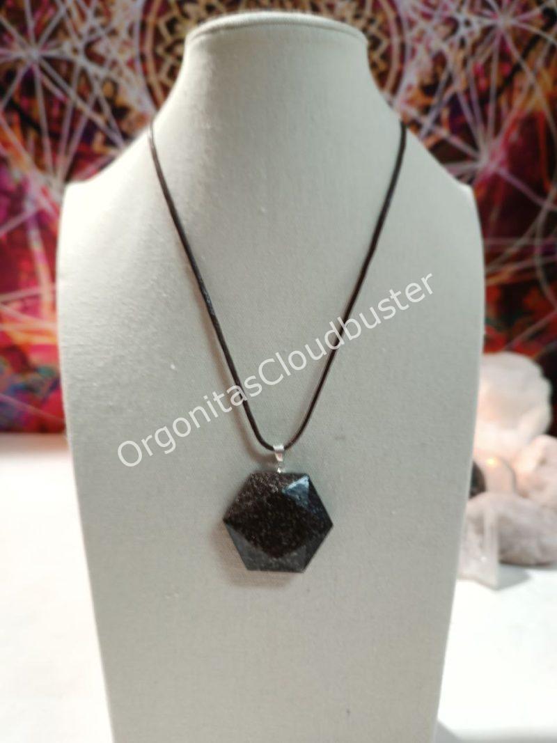 Orgonita VIRUTA PEQUEÑA DE HIERRO colgante Hexágono