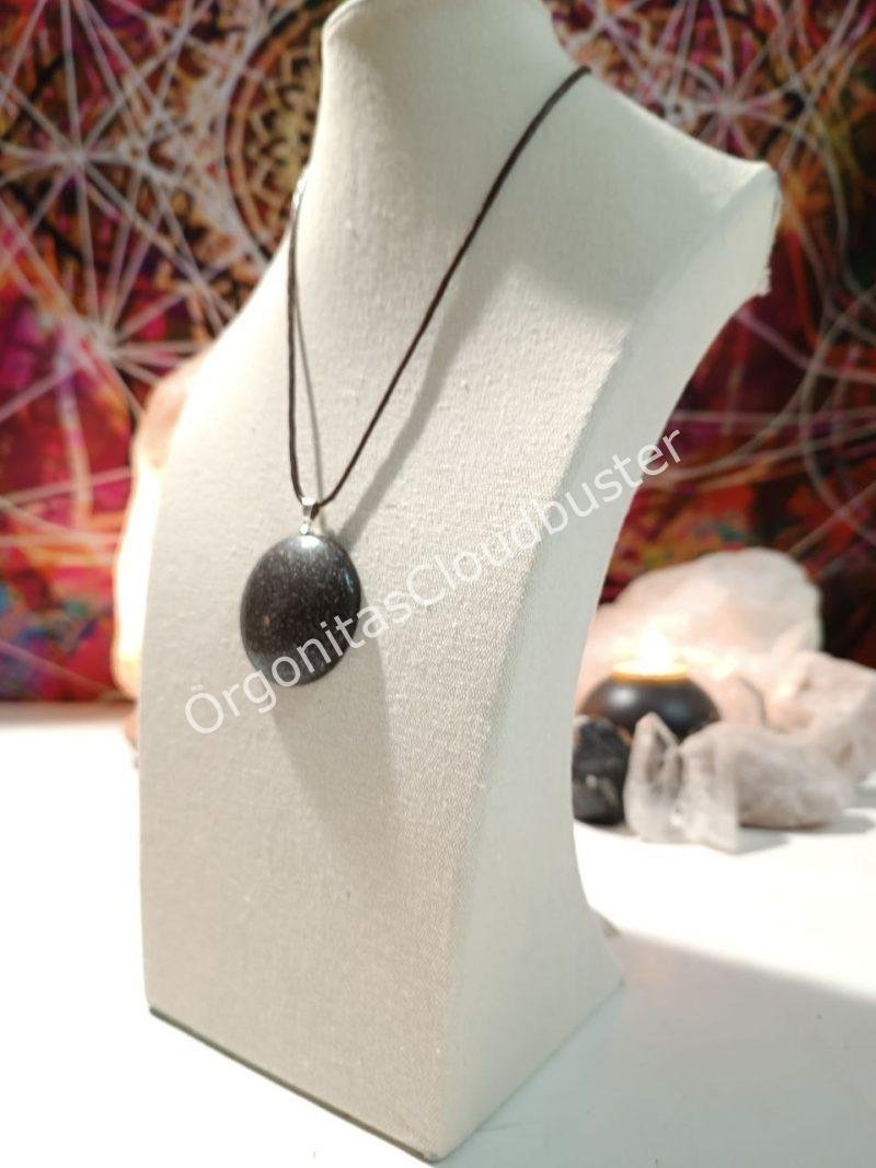 Orgonita VIRUTA PEQUEÑA DE HIERRO colgante Semicírculo Grande - Imagen 3